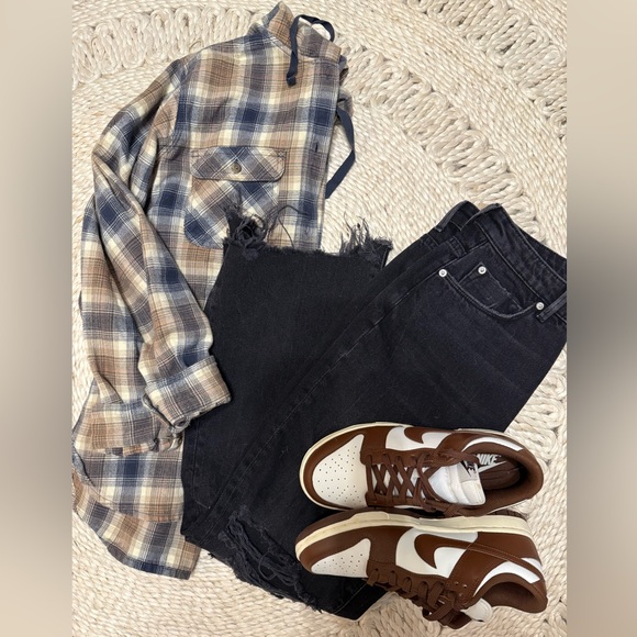 Carhartt Hooded Flannel in Blue and Brown - Picture 1 of 2